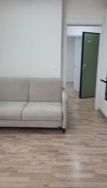 Tirane, jepet me qera apartament 1+1 Kati 3, 65 m² 650 € (Pazari i Ri)