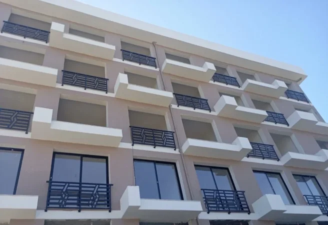 Durres, shitet apartament 1+1+Ballkon Kati 2, 50 m² 65.000 € (Mali Robit Golem Faze Perfundimi)