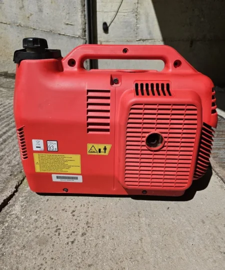 Tirane, shes aksesore Gjenerator me benzine