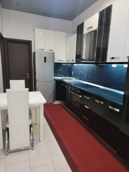 Tirane, jepet me qera apartament 2+1 Kati 1, 80 m² 510 € (rruga gjergj elez alia)