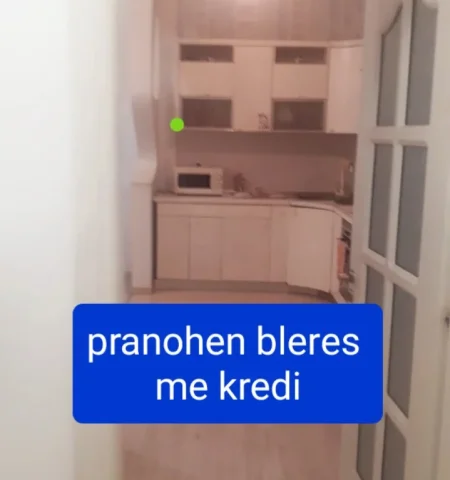 Tirane, shitet apartament 3+1+2+Ballkon ,( pranohen bleres me kredi )112 m² 150.000 €