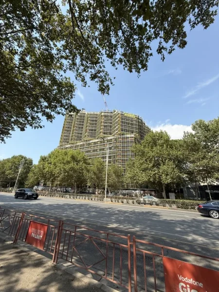 Tirane, shitet apartament 1+1+Ballkon Kati 5, 80 m² 128.000 € (Colonnade Residence Zogu i Zi Okazion 1600€/m2)