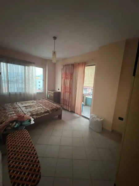 Tirane, shitet apartament 2+1 Kati 8, 79 m² 125.000 € (YZBERISHT)