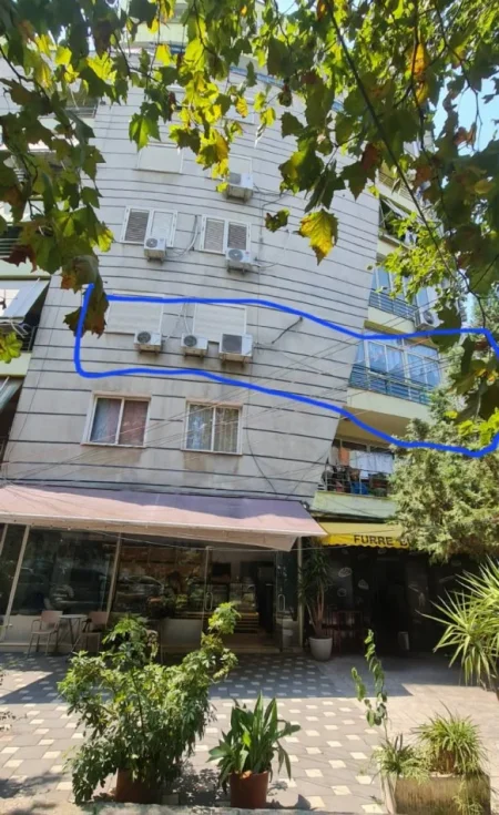 Tirane, jap me qera apartament 2+1 Kati 2, 115 m² 600 m leke (Rr. Don Bosko)
