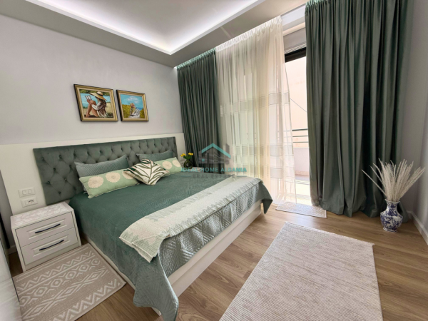 Vlore - Lungomare, shitet apartament 1+1+Aneks+Ballkon Kati 5, 64 m² 180.000 € (ME PAMJE NGA DETI)