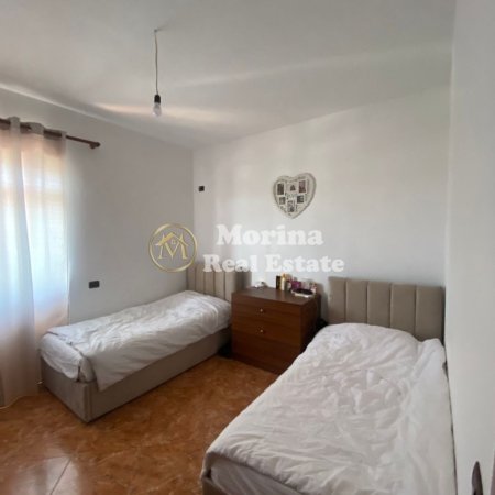 Tirane, jepet me qera shtepi 3+1 Kati 2, 100 m² 500 € (Bulevardi i Ri)