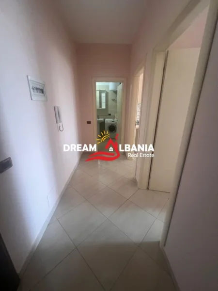 Tirane, shitet apartament 1+1 Kati 8, 77 m² 105.000 € (Astir)