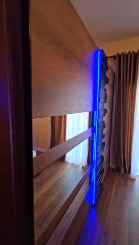 Tirane, jepet me qera apartament 2+1+Ballkon Kati 4, 140 m² 610 € (Kodra e Priftit/Rr.Kokonozeve)