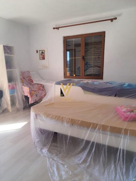 Tirane, jepet me qera shtepi 2+1+Ballkon Kati 0, 120 m² 500 € (KAMEZ)