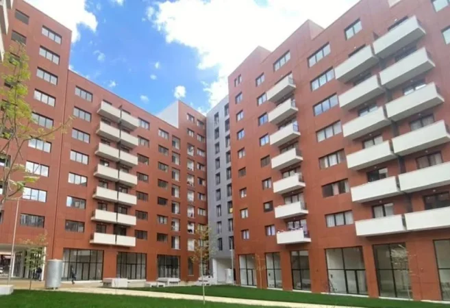 Tirane, shitet apartament 1+1 , 92.000 € 
