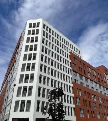 Tirane, shitet apartament 1+1 , 92.000 € 