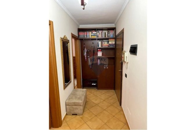 Apartament 2+1 për qira prane Air Albania (Cmim i diskutueshem) ID: 530391004-317