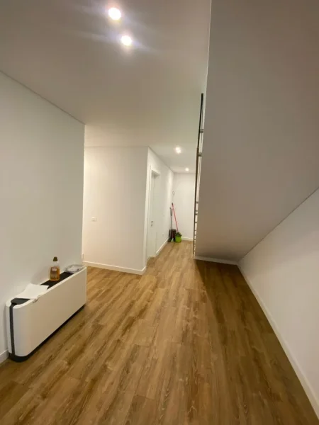 Tirane, shitet apartament 4+1 Kati 1, 789 m² 1.300.000 €