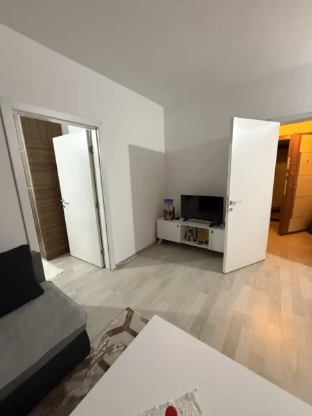 Fushe Kosove, shitet apartament 1+1 Kati 6, 47 m² 45.000 € (Hajrullah Zymi, Fushë Kosovë 12000)