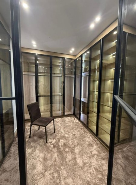 Tirane, jepet me qera apartament 4+1 Kati 0, 4.500 €