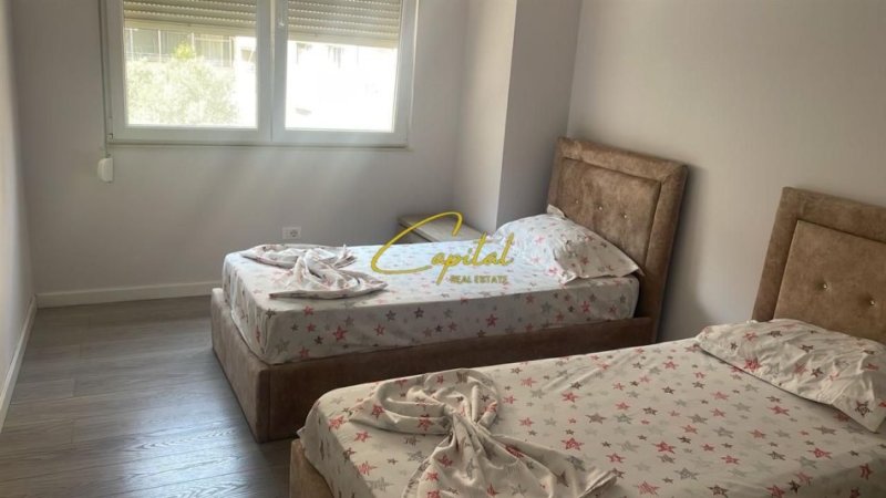 Tirane, jepet me qera apartament 2+1 Kati 3, 85 m² 450 € (ASTIR)
