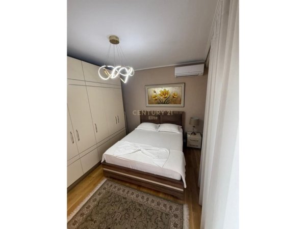 Tirane, jepet me qera apartament 2+1 Kati 9, 73 m² 1.400 € (Myslym Shyri)