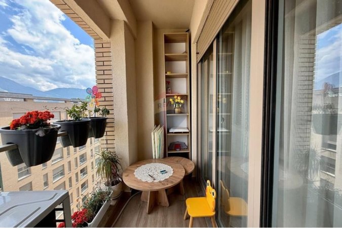 Tirane, shitet apartament 2+1+Ballkon , 113 m² 237.000 € 