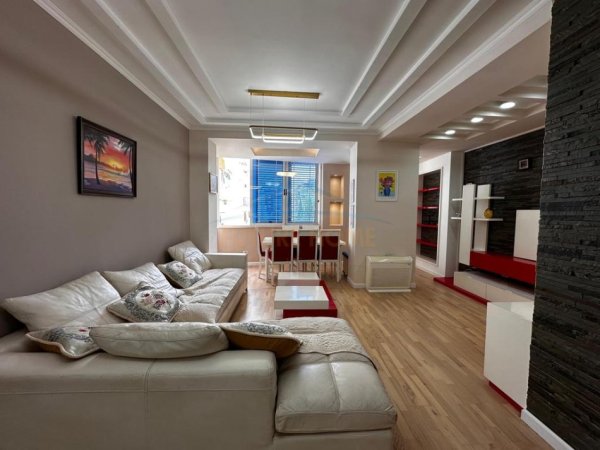 Tirane, shitet apartament 1+1+Ballkon Kati 1, 76 m² 140.000 €   PRM56475