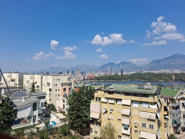 Tirane, jepet me qera apartament 2+1+Ballkon Kati 4, 110 m² 1.000 € (LIQENI I THATE)