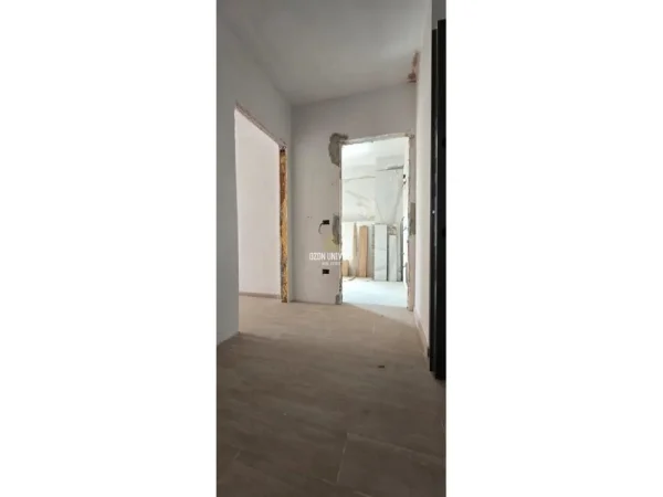 Tirane, shitet apartament 1+1+Ballkon Kati 1, 73 m² 130.000 € (Rruga Jordan Misja)