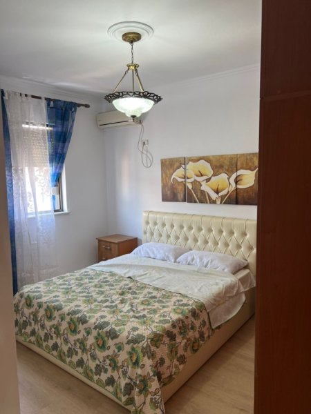 Tirane, shitet apartament 2+1 Kati 4, 72 m² 147.000 € (Rruga Bardhyl)
