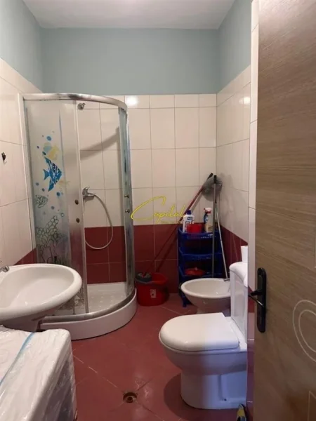 Tirane, jepet me qera apartament 2+1 Kati 3, 106 m² 500 € (ASTIR)