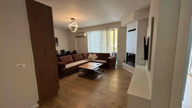 Tirane, jepet me qera apartament 2+1 Kati 6, 100 m² 650 € (Big Market 5 Maj)