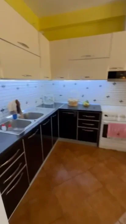 Tirane, jepet me qera apartament 1+1 Kati 6, 56 m² 430 € (Rruga Milto Sotir Gura)