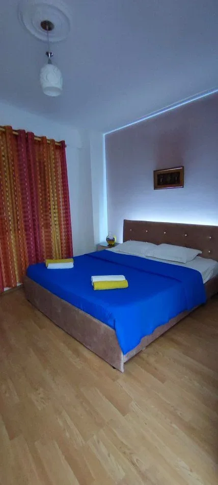 Tirane, jepet me qera apartament 1+1+Ballkon Kati 1, 60 m² 510 € (RRUGA NDRE MJEDA)