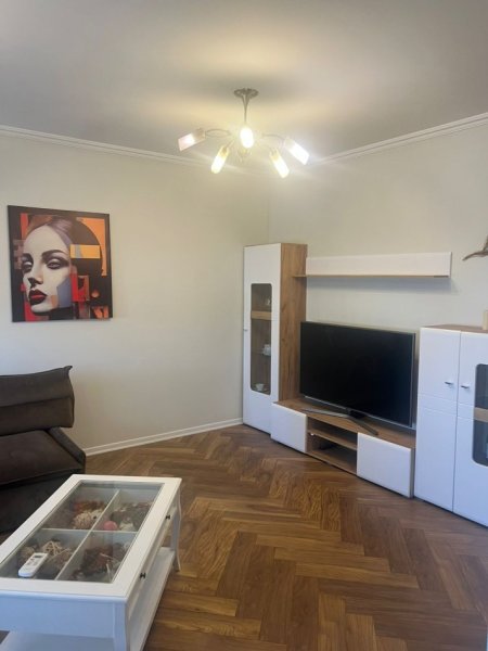 Tirane, shitet apartament 1+1 Kati 4, 58 m² 103.000 €