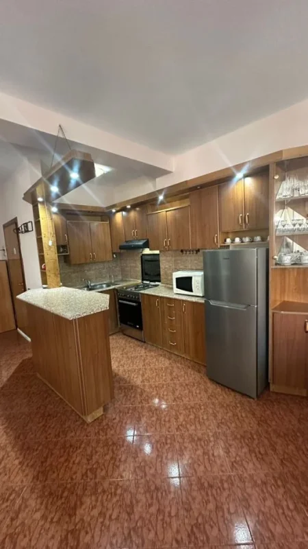 !!Dhene!! Durres, jepet me qera apartament 2+1+Ballkon Kati 3, 116 m² 480 € (Bulevard)