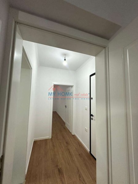 Tirane, shitet apartament 1+1+Ballkon Kati 3, 55 m² 153.000 € (Bulevardi Zogu i Pare)