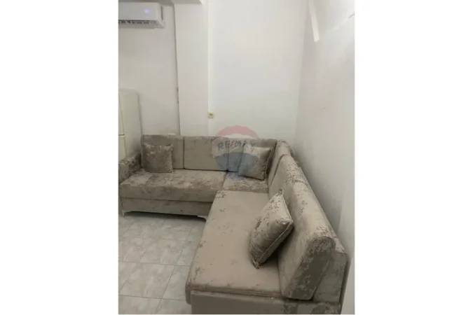 Tirane, jepet me qera apartament 1+1 , 65 m² 400 € (QSUT, Rruga e Dibrës, Tiranë)