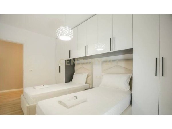 Tirane, jepet me qera apartament 2+1 Kati 2, 85 m² 750 € (sheshi Wilson)