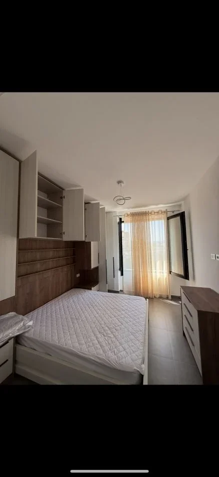 Tirane, jepet me qera apartament 1+1 Kati 5, 60 m² 600 € (RRUGA FROSINA PLAKU)