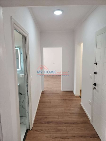 Tirane, shitet apartament 1+1+Ballkon Kati 4, 51 m² 95.000 € (Porcelan)