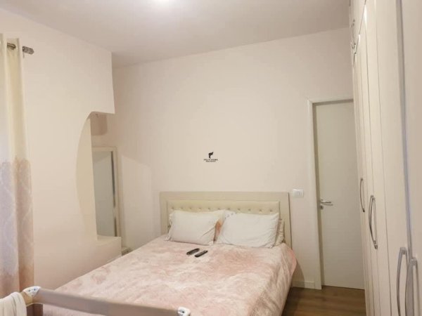 Tirane, jepet me qera apartament 1+1 Kati 3, 70 m² 480 € (PRANE GJIMNAZIT BESNIK SYKJA)