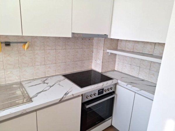Jepet me Qera Super Apartamenti 1+1 tek 5 Maji Kati 3, 59 m² 550 €URO
