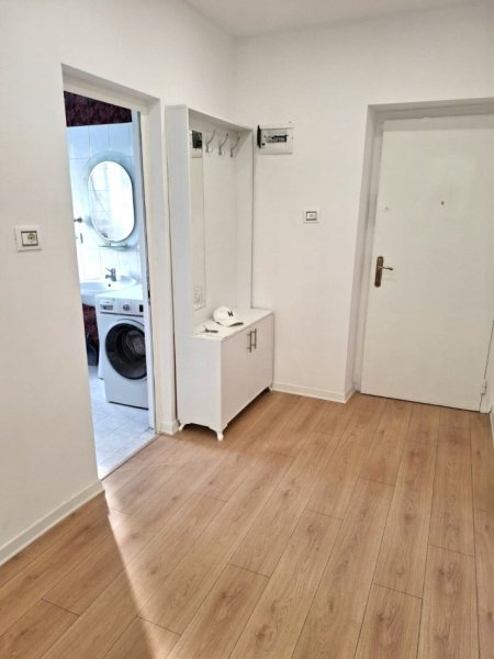 Jepet me Qera Super Apartamenti 1+1 tek 5 Maji Kati 3, 59 m² 550 €URO