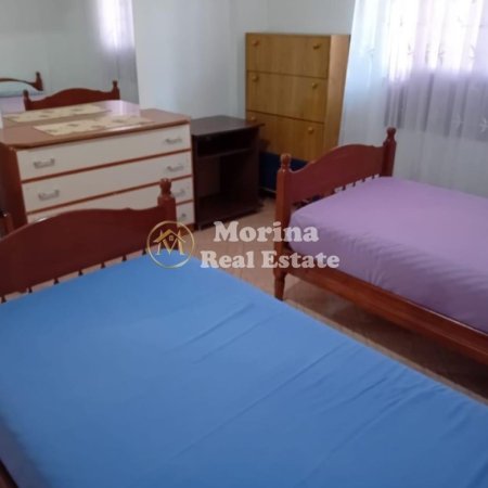 Tirane, jepet me qera apartament 2+1 Kati 1, 95 m² 400 € (Don Bosko)