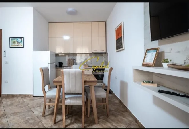 Tirane, jepet me qera apartament 2+1 Kati 3, 90 m² 750 € (KODRA E DIELLIT)