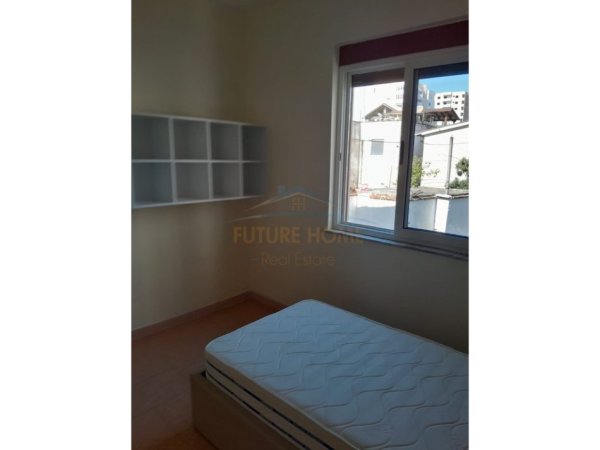 Durres, shitet apartament 2+1 Kati 3, 92 m² 120.000 € (PRANE KOPSHTIT IVINA, DURRES)