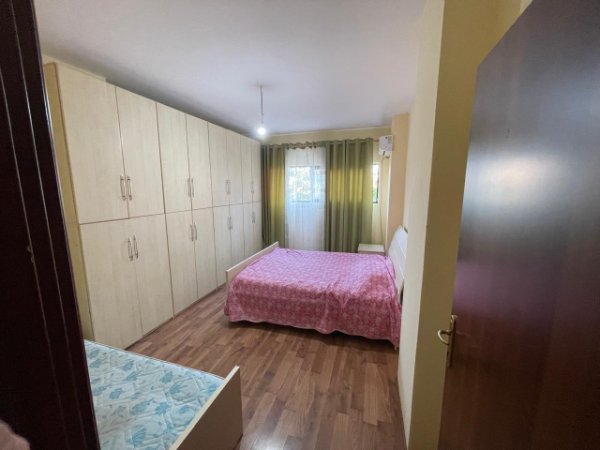 Tirane, jepet me qera apartament 2+1 Kati 2, 100 m² 600 € (Don Bosko)