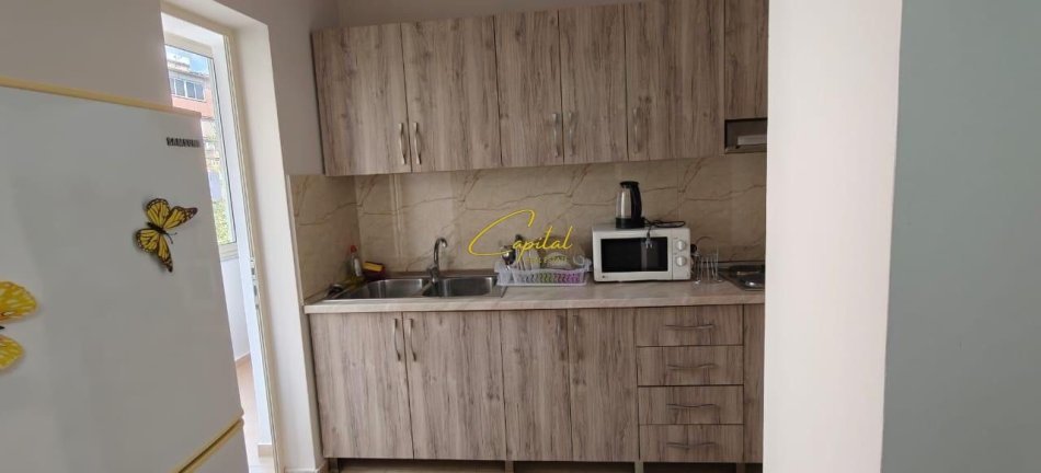 Tirane, jepet me qera apartament 2+1 Kati 2, 70 m² 600 € (RRUGA E DURRESIT)