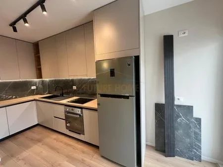 Tirane, shitet apartament 2+1+Ballkon Kati 6, 84 m² 140.000 € (Unaza e Re)