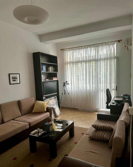 Tirane, shitet apartament 1+1 Kati 2, 70 m² 185.000 € (KAFE FLORA)