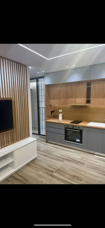 Tirane, jepet me qera apartament 1+1 Kati 5, 70 m² 600 € (UNIVERSITETI ALDENT)