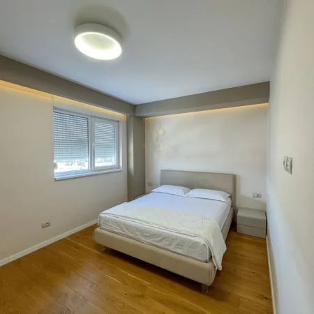 Tirane, shitet apartament 3+1+Ballkon Kati 9, 140 m² 360.000 € (21 Dhjetori)