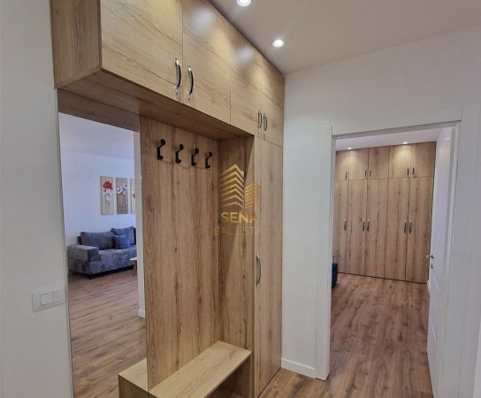 Tirane, jepet me qera apartament 1+1+Ballkon Kati 8, 70 m² 450 € (Bulevard Kashar)